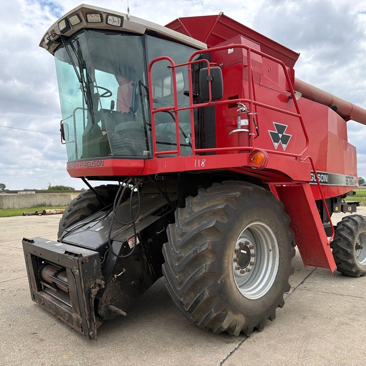 2001 MASSEY-FERGUSON 8780XP