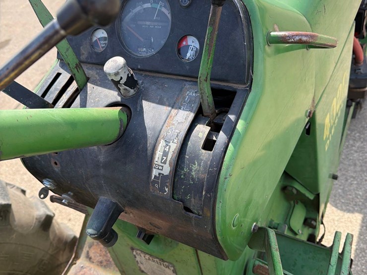 john-deere-4020-image-38