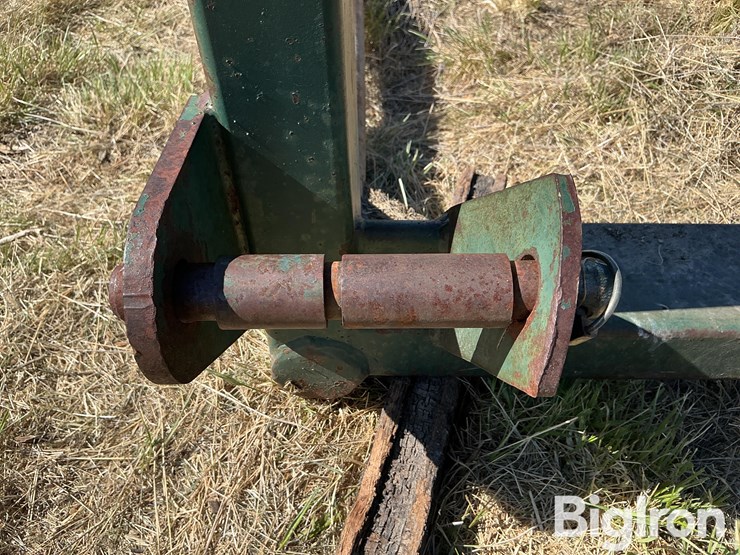 shop-built-3-pt-bale-sled/spear-image-11