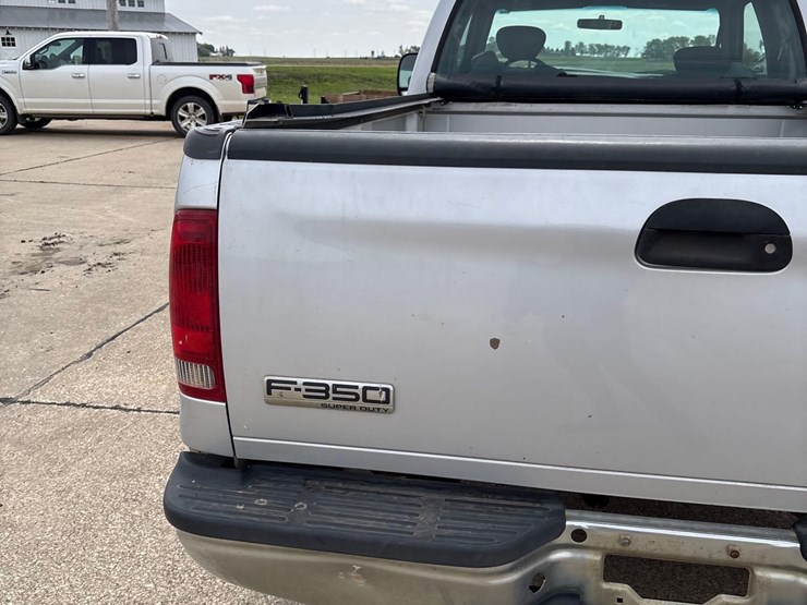 2001-ford-f250-image-16