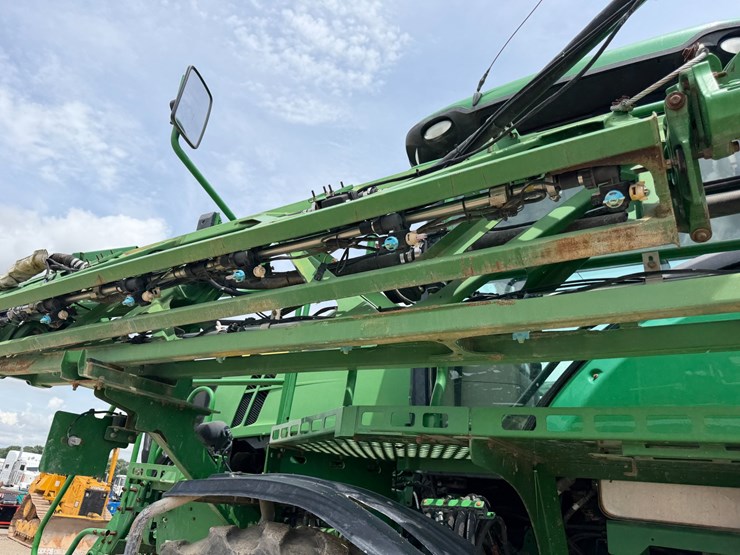 2016-john-deere-r4038-image-42