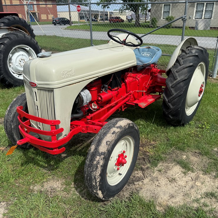 FORD 8N