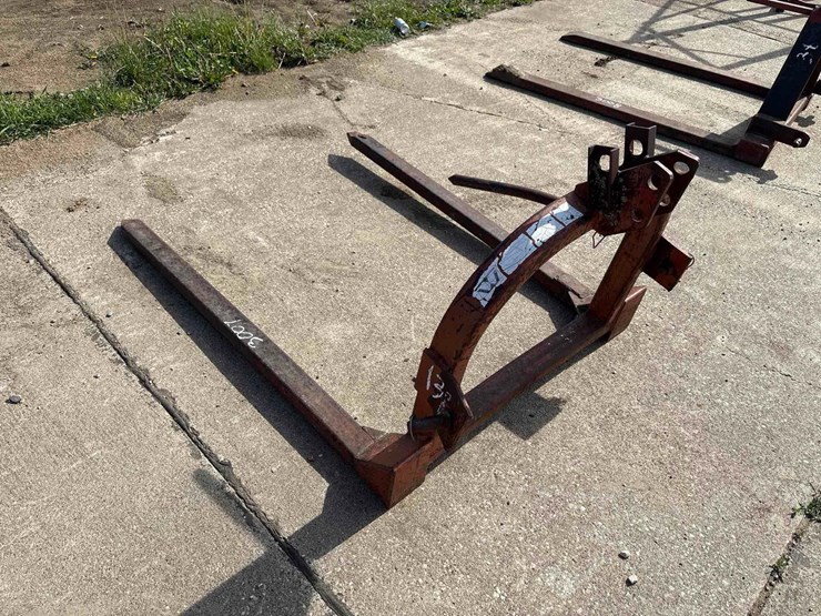 3pt-3-prong-bale-fork-image-3