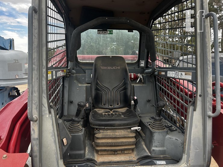 takeuchi-tl12v2-image-3