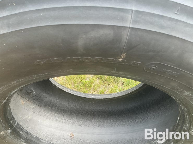 bridgestone-445/50r22.5-truck-tires-image-9