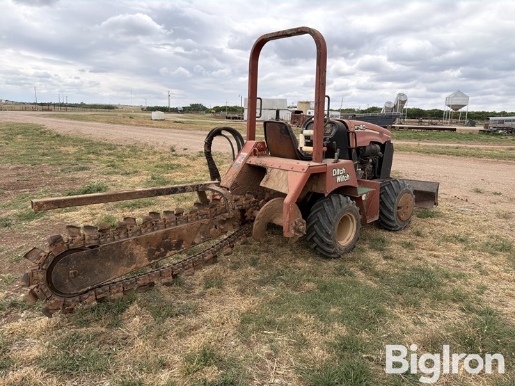 2004-ditch-witch-rt40-image-5