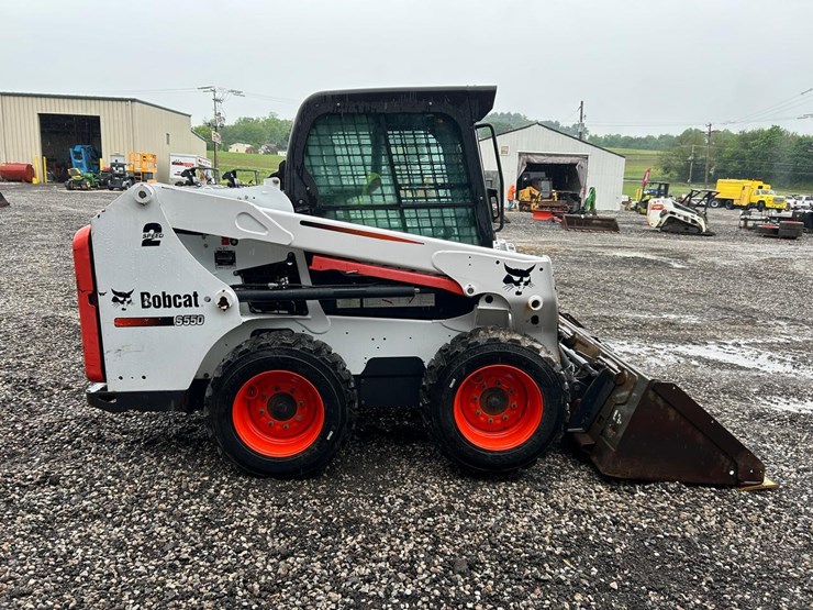 2017-bobcat-s550-image-5