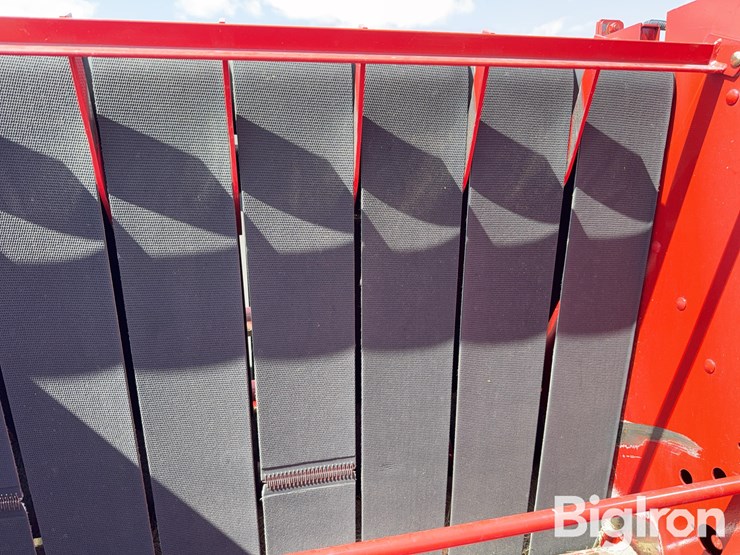 2013-new-holland-br7090-image-13