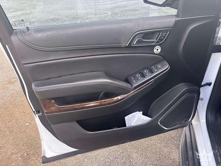 2019-chevrolet-tahoe-image-6