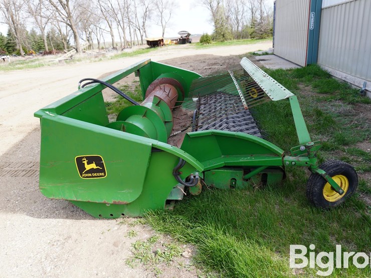 john-deere-12-image-4