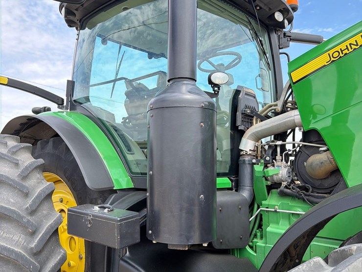 2012-john-deere-8310r-image-41