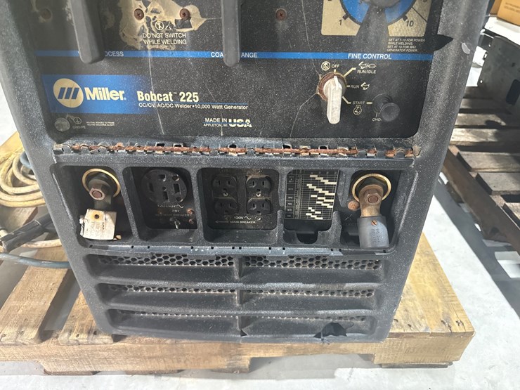miller-bobcat-225-image-13