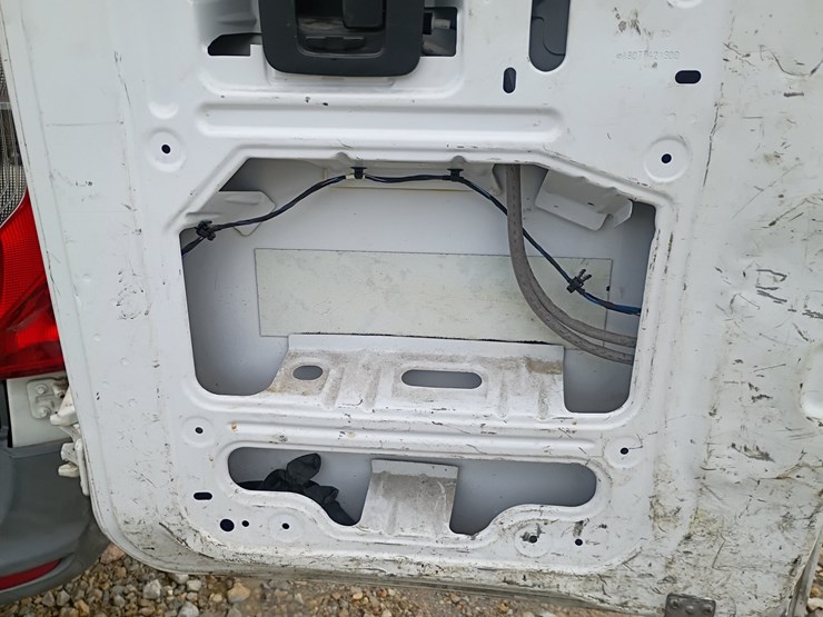2019-mercedes-benz-sprinter-2500-image-74