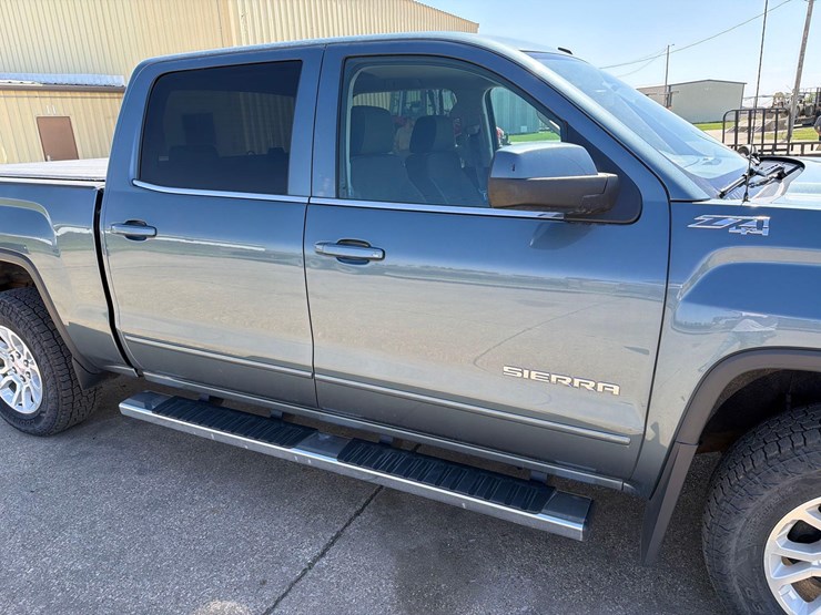 2014-gmc-sierra-1500-image-18