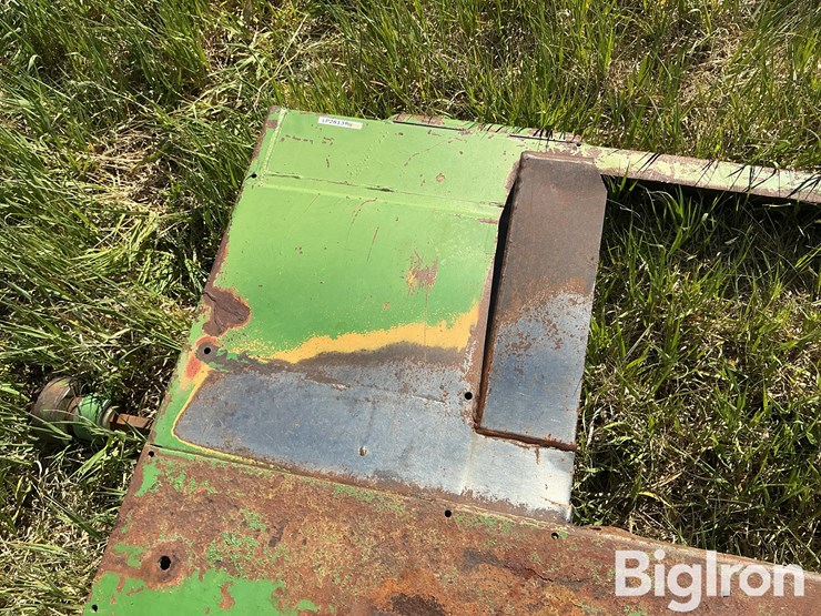 john-deere-5830-image-11