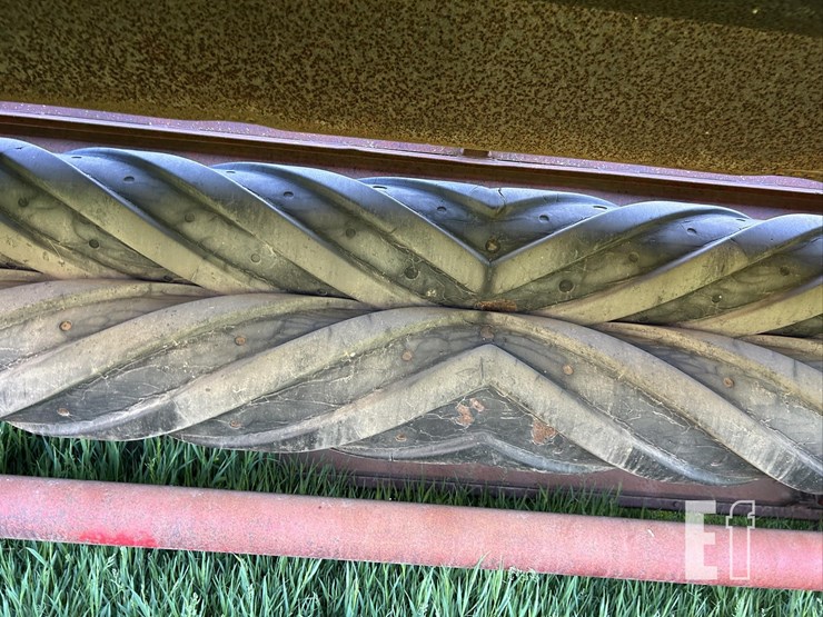 new-holland-490-image-24