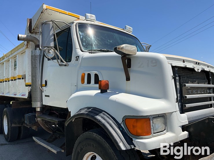 2003-sterling-lt9500-image-10