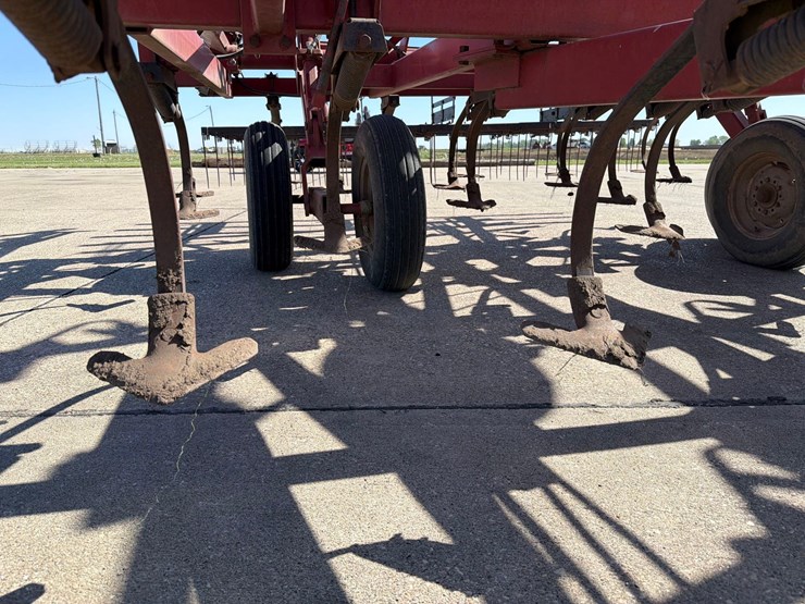 case-ih-4800-image-21