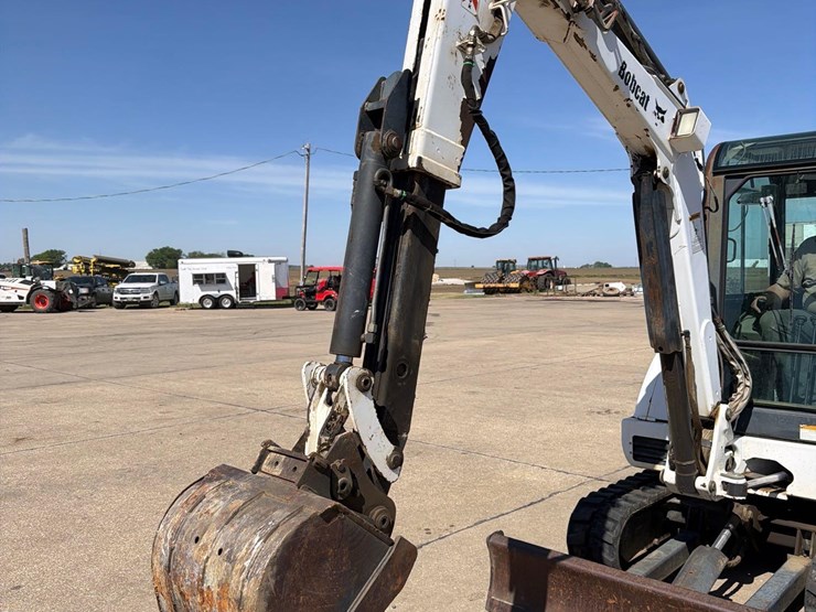2001-bobcat-331e-image-7