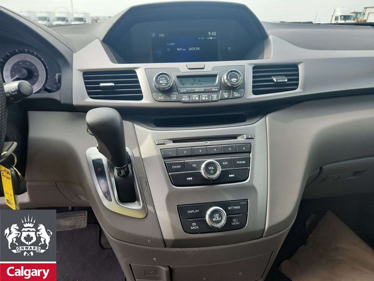 2016-honda-odyssey-image-23