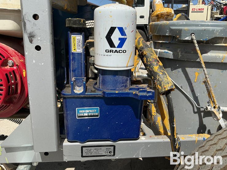 2005-graco-line-driver-ride-on-striping-system-w/graco-line-lazer-iv-striping-system-image-9