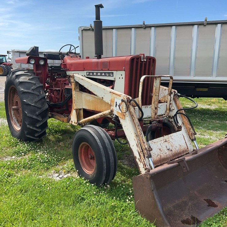 2000 INTERNATIONAL 806