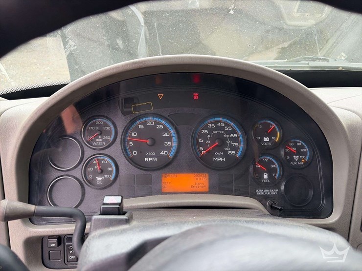 2011-international-durastar-4300-image-10