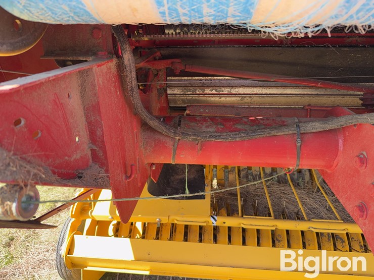 2013-new-holland-br7090-image-17