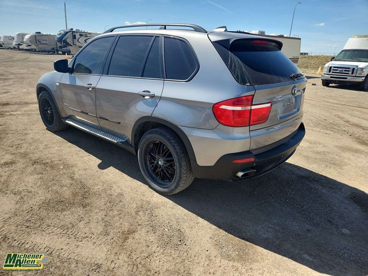 2009-bmw-x5-image-3