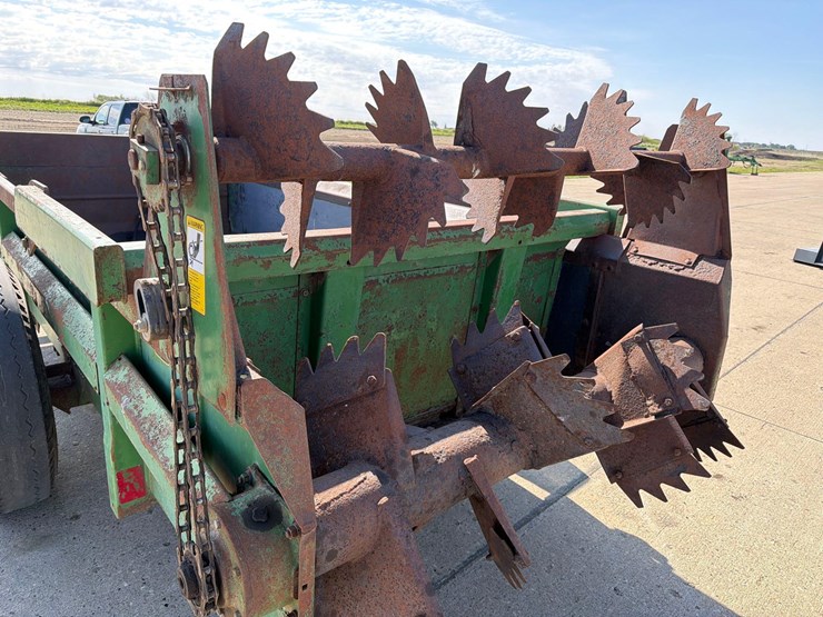 john-deere-450-image-18