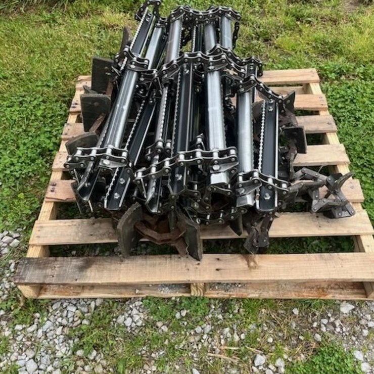 Case IH 5130 Combine Feeder House Chain and Elevator Chains