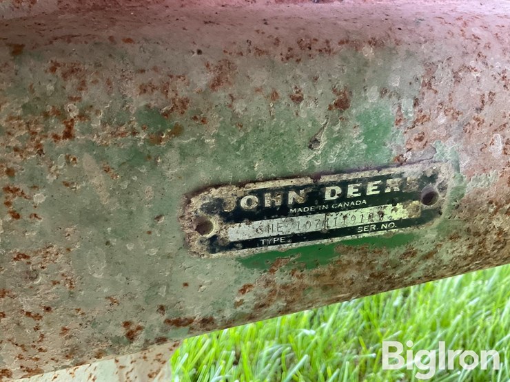 john-deere-sne107-hay-wagon-image-16