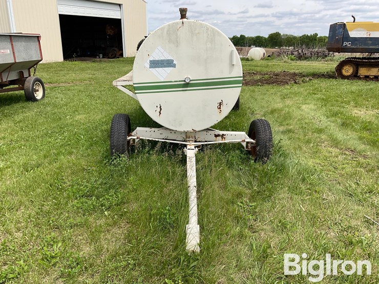 1000-gallon-tank-on-running-gear-image-2
