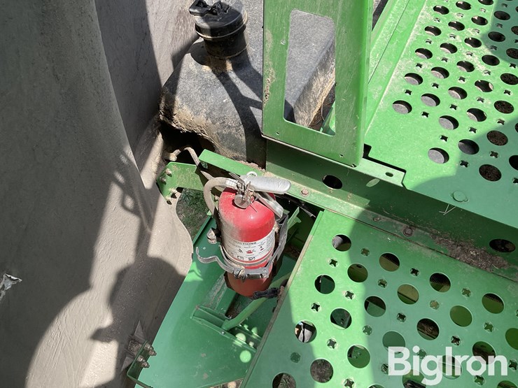 2009-john-deere-9770-sts-image-19