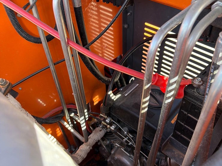 hurricane-stand-behind-skidloader-image-23