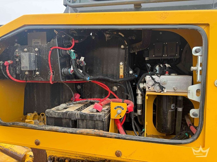 2021-deere-850l-wlt-image-25