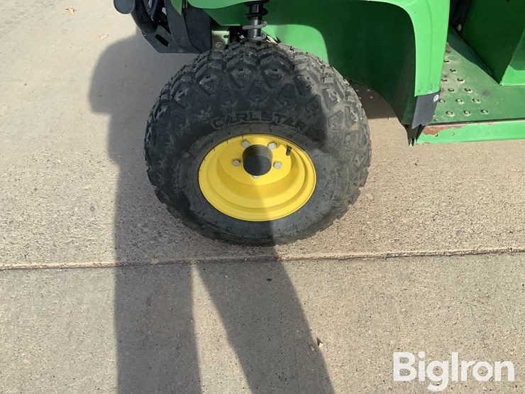 john-deere-gator-image-14