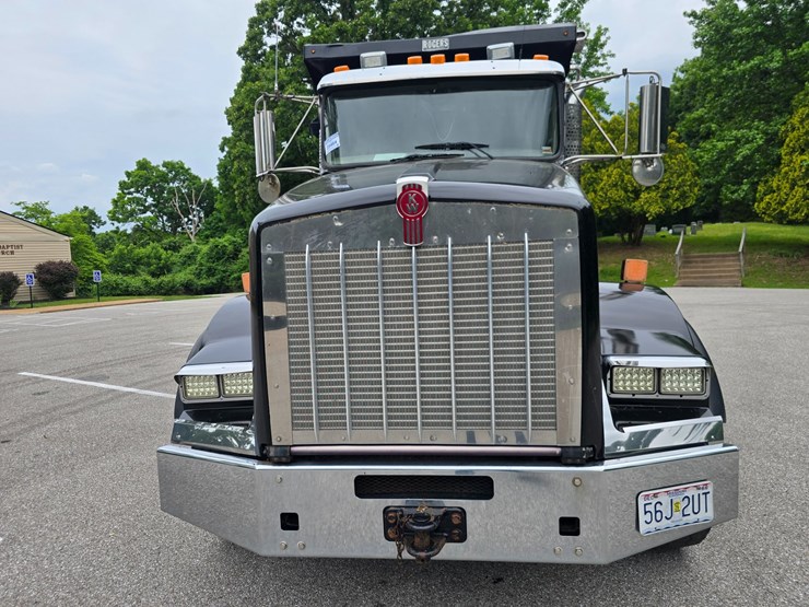 2015-kenworth-t800-image-35