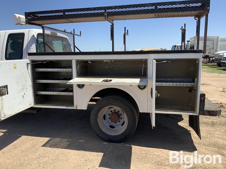 2015-ford-f550-image-17