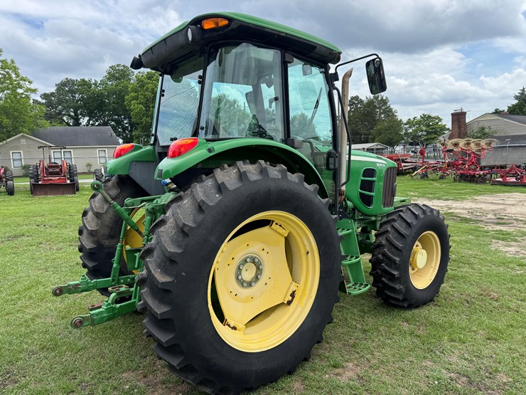 2012-john-deere-6115d-image-3
