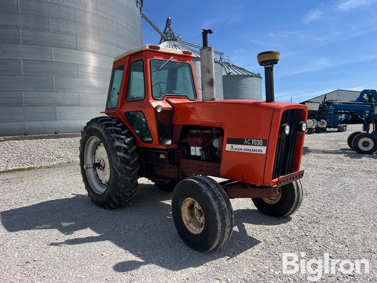 1974-allis-chalmers-7030-image-3