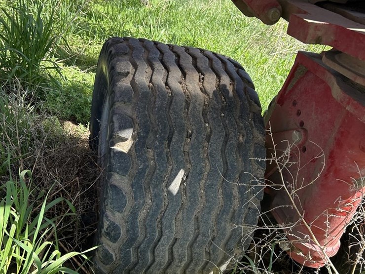 2015-case-ih-1265-image-16
