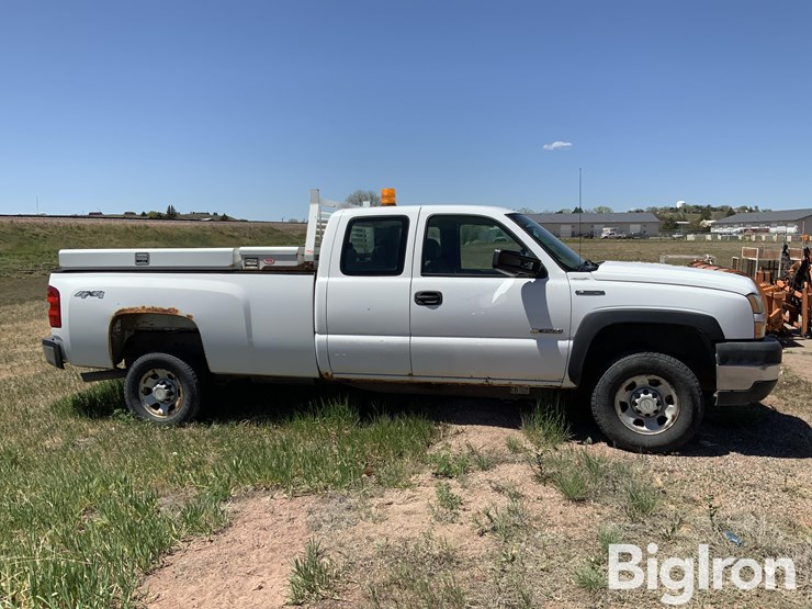 2006-chevrolet-3500-image-4