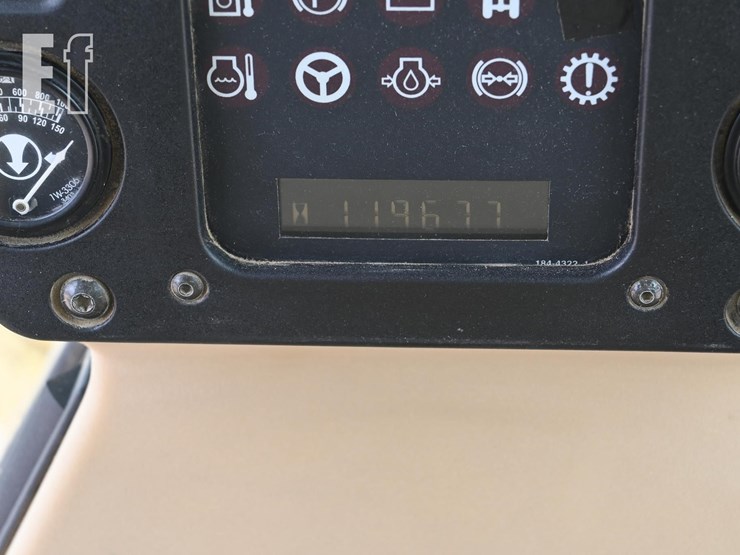 2004-caterpillar-140h-image-13