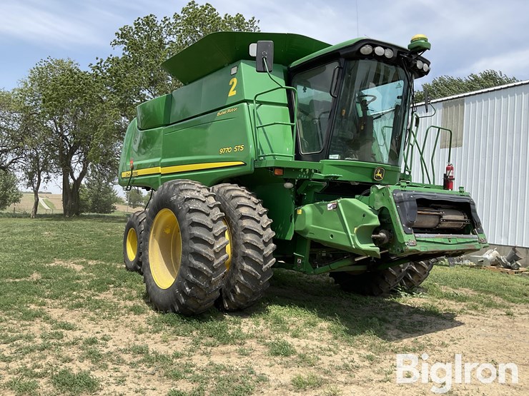 2009-john-deere-9770-sts-image-3
