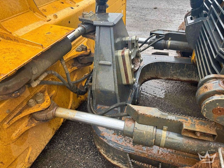 2021-deere-850l-wlt-image-40