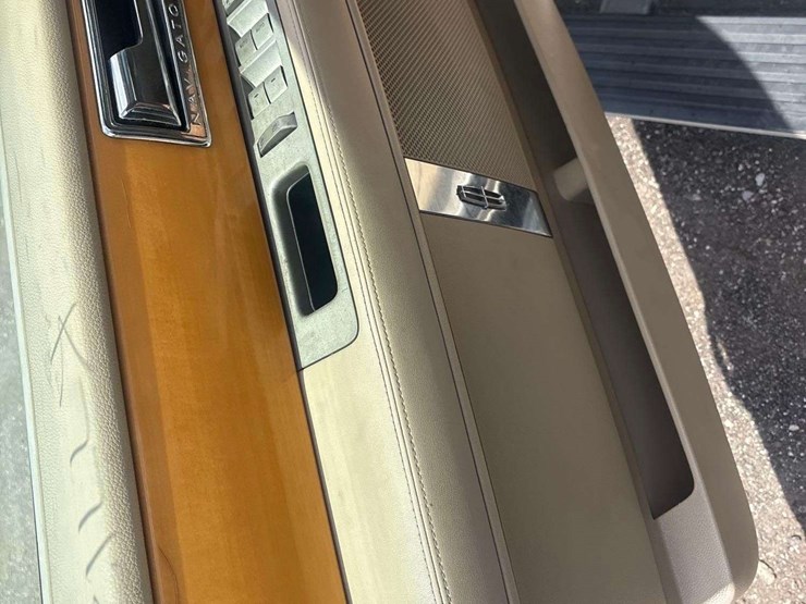 2007-lincoln-navigator-image-12