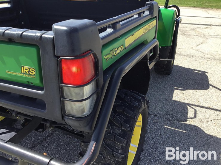 2011-john-deere-gator-image-18