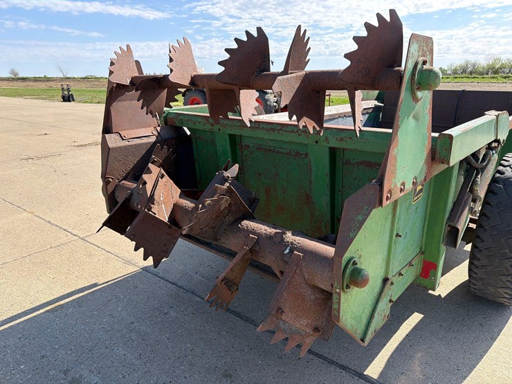 john-deere-450-image-15