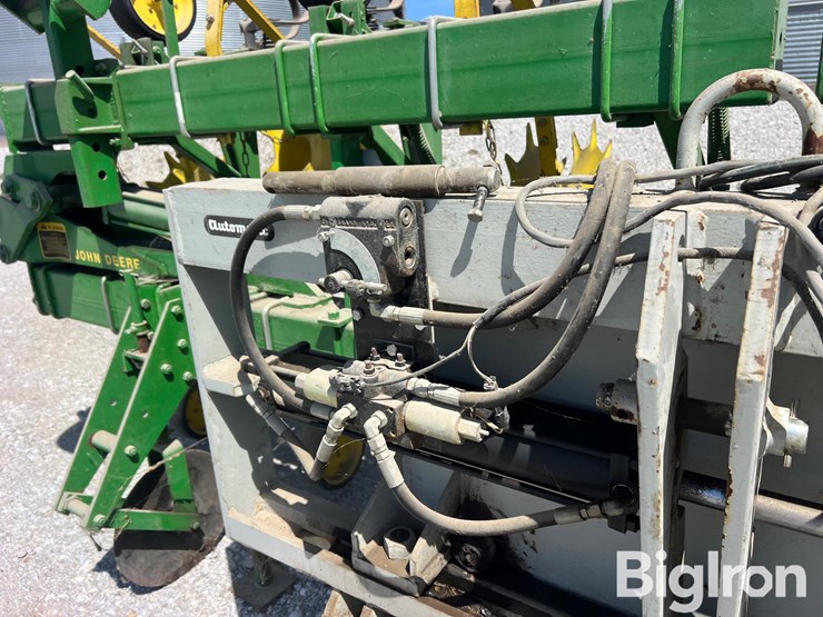 john-deere-845-image-13